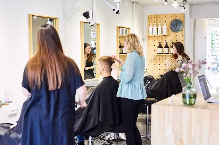 ASH Fris&oslash;r v/Lise Bjerregaard