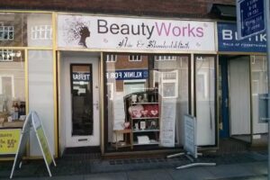 Beautyworks v/ Omar Jamal Sharar