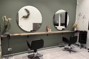 By Bonde &ndash; fris&oslash;r