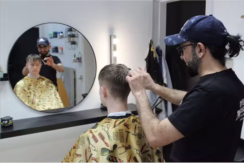 Byens fris&oslash;r Ans by