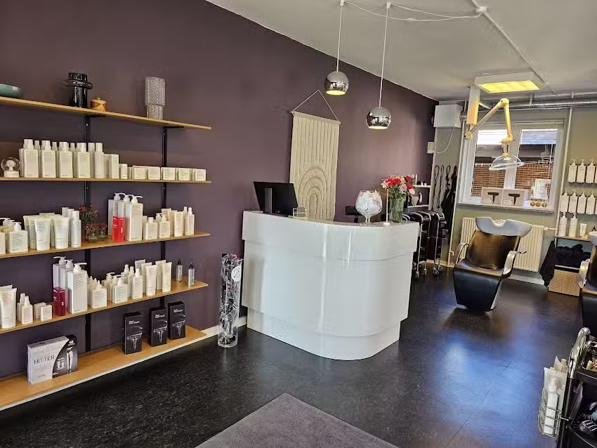 Centrum Salonen v/Julie Asmussen