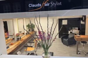 Clauds Hair Stylist