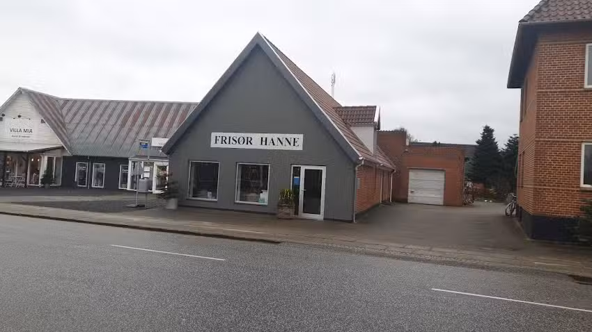 Din Fris&oslash;r V/Hanne Nygaard