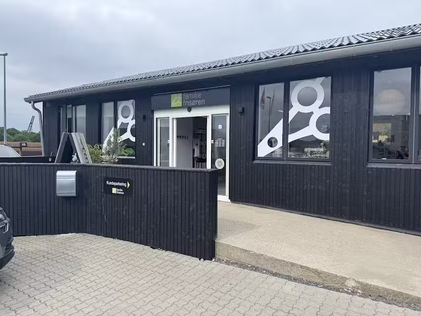 Familie Fris&oslash;ren