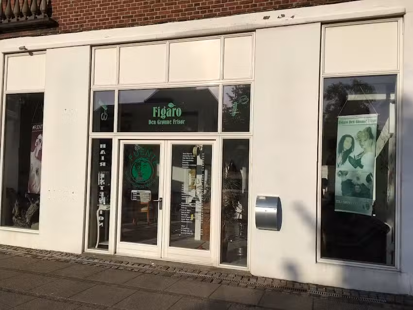 Figaro Den Gr&oslash;nne Fris&oslash;r v/Nora Piroska Sz&eacute;l