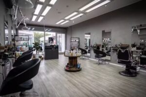 Fris&oslash;r BOHOLTE