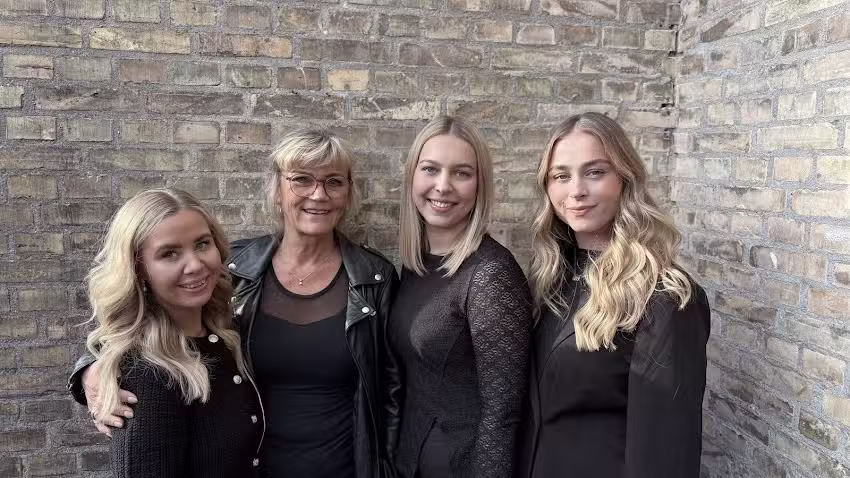 Fris&oslash;r Burm&oslash;lle ApS