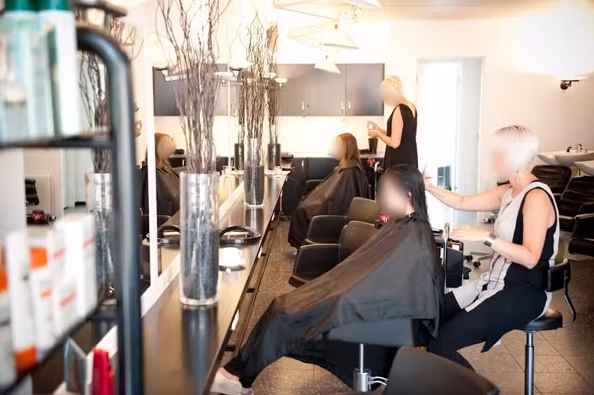 Fris&oslash;r Casa Nova (v/ Ingrid Klausen)