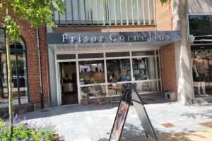 FRISØR CORNELIUS V/MALENE PORSGAARD