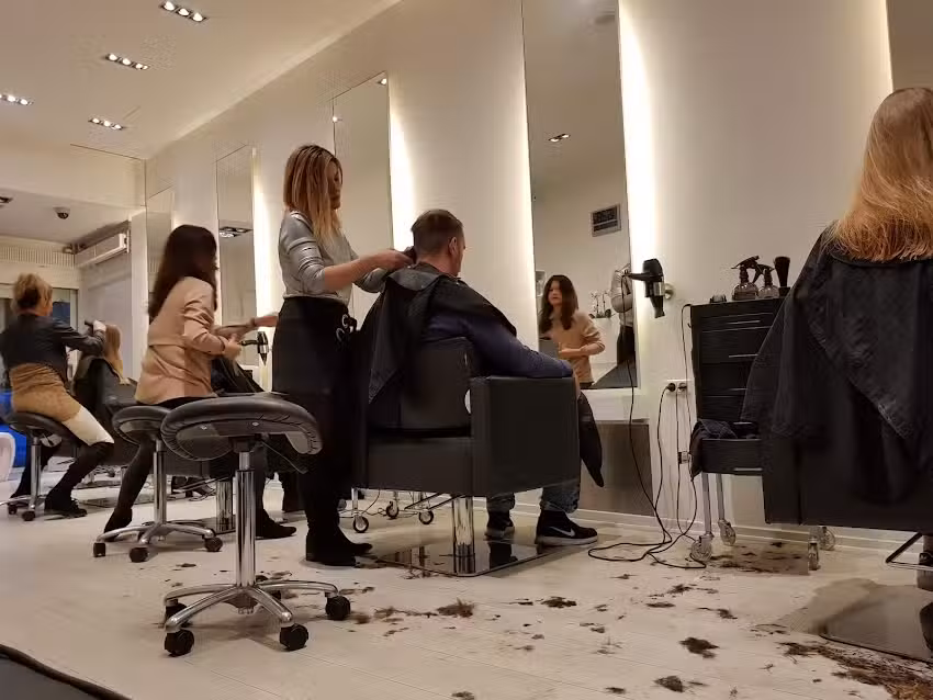 Fris&oslash;r Drop In