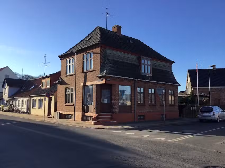 Fris&oslash;r Ebbe Ejby Nielsen