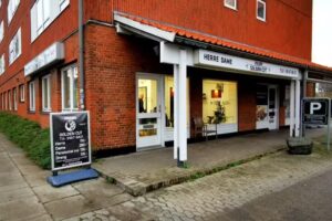 Fris&oslash;r Golden Cut