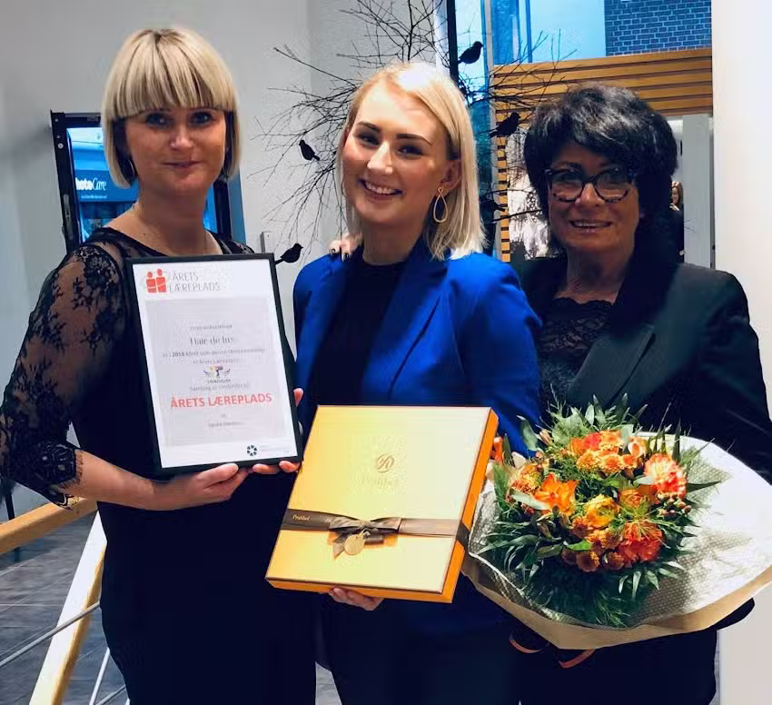 Fris&oslash;r Hair d&eacute; lux