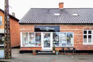 Fris&oslash;r Hairspray