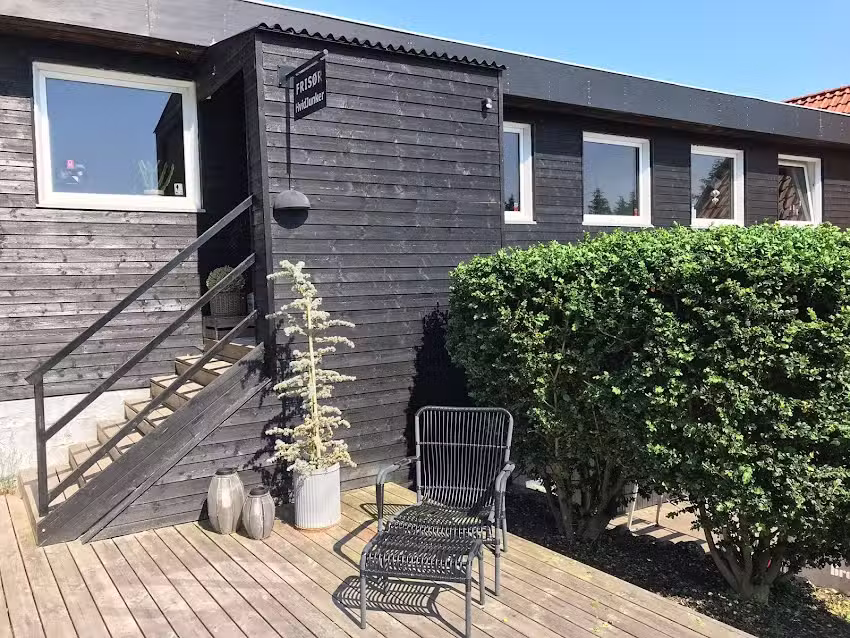 Fris&oslash;r hvid Junker