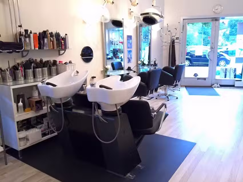 Fris&oslash;r L&uuml;chau v/Mariann L&uuml;chau Pedersen