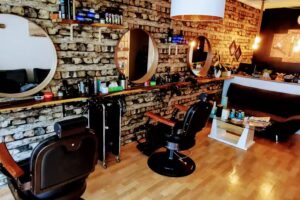 Fris&oslash;r og Barbershop Shahin