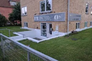 Fris&oslash;r OS2 V/charlotte Engel