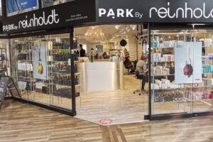 Fris&oslash;r PARK By Reinholdt R&oslash;dovre