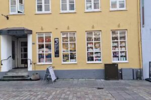 Fris&oslash;r Pili By Maria