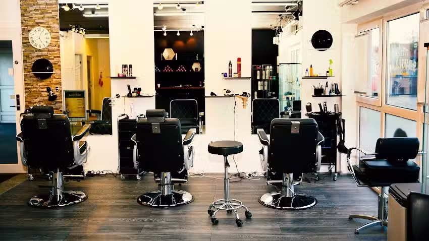 Fris&oslash;r sevilla Men&rsquo;s barber shop