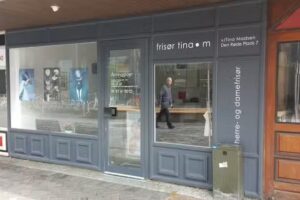 Fris&oslash;r Tina M