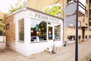 Fris&oslash;r Totten