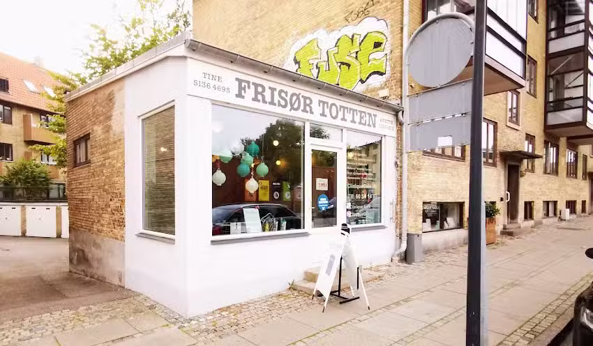 Fris&oslash;r Totten