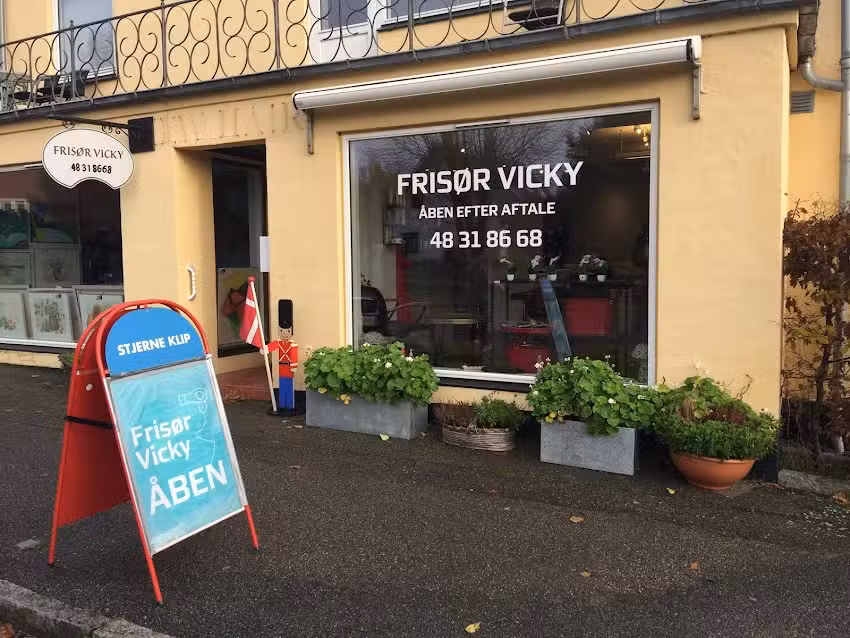 Fris&oslash;r Vicky