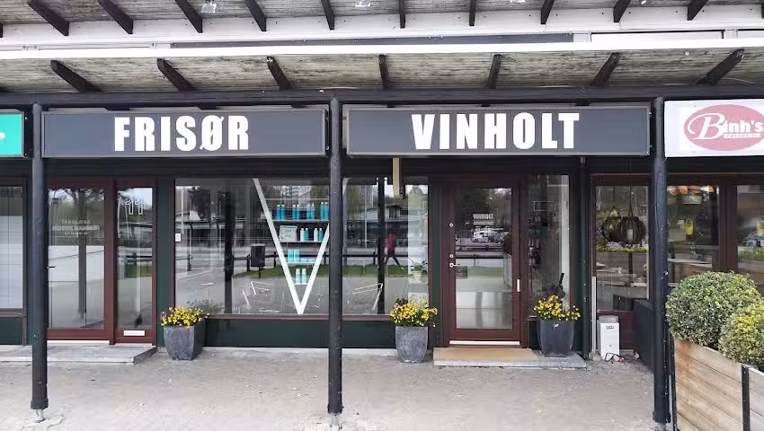 FRIS&Oslash;R VINHOLT