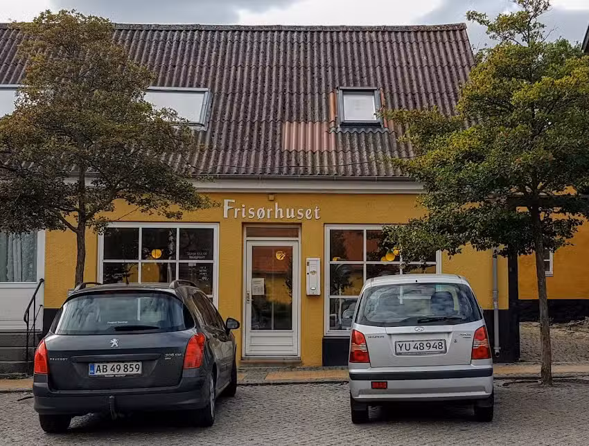 Fris&oslash;rhuset v/Jette C H Petersen