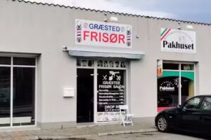 Gr&aelig;sted Fris&oslash;r