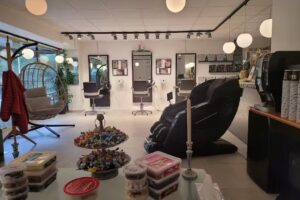 Haarby fris&oslash;r