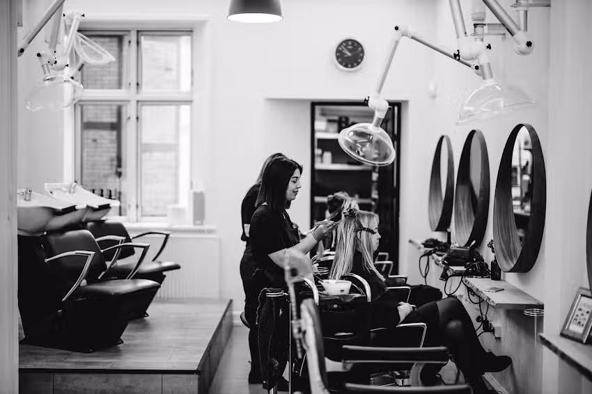 H&oslash;gh Hairstudio &ndash; Jernbanegade