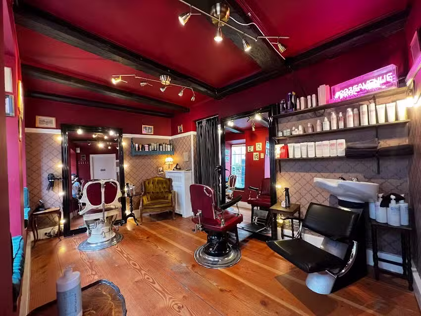 Klemme&rsquo;s Hairdresser