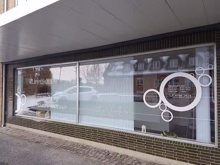 Klippehulen v/ Jane Lindholm