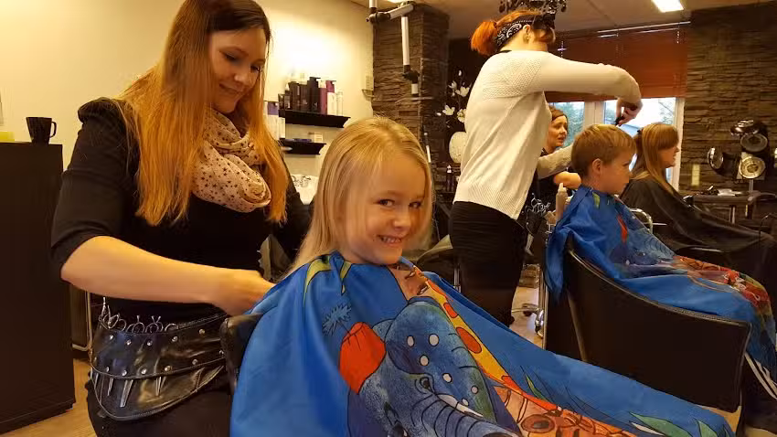 Obits&oslash; Fris&oslash;rsalon &ndash; Skave