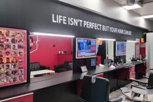 Q&rsquo;s Barbershop