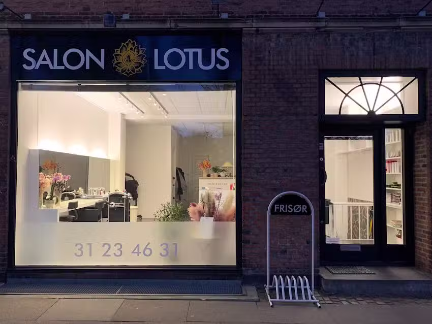 Salon Lotus