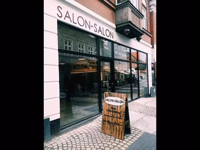 Salon-Salon