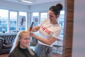 Salon Zikma I/S v/ Malene Foged Wolf & Rikke H&uuml;ttel