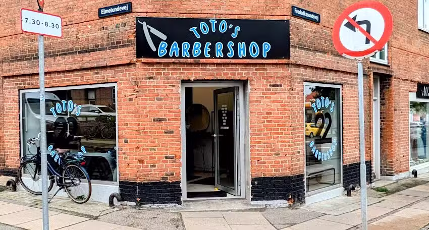Toto&rsquo;s Barbershop