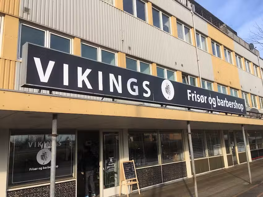 Vikings fris&oslash;r og barbershop